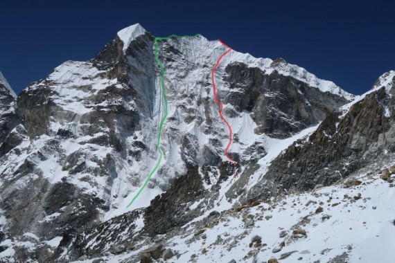 Rdeča: Peak 6150 m – Direktna smer 60°- 85° WI3+ M3/500 m, Zelena: Peak 6150 m – Ledena WI4,M4 IV /85° 700 m